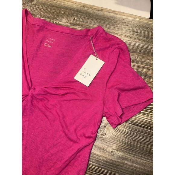 Women's Short Sleeve V-Neck Linen T-Shirt - A New Day Pink Medium. NWT. M - Picture 2 of 3